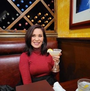 Meet your Posher, Consuelo